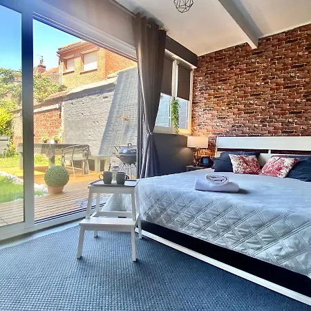 Le Charbon Dore, Train - Paris Trajet D'environ 1 Heure 10 Minutes